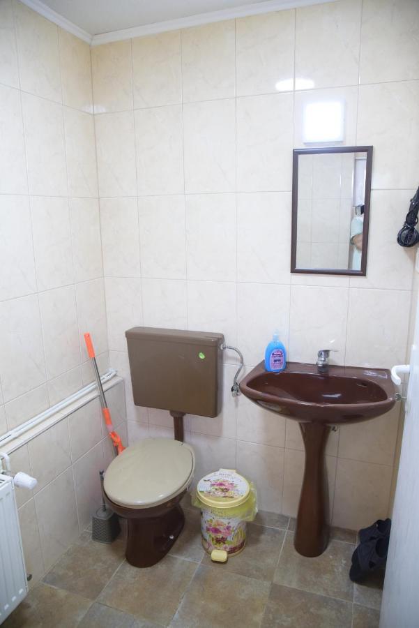 Petrograd Apartment บิโตลา ภายนอก รูปภาพ